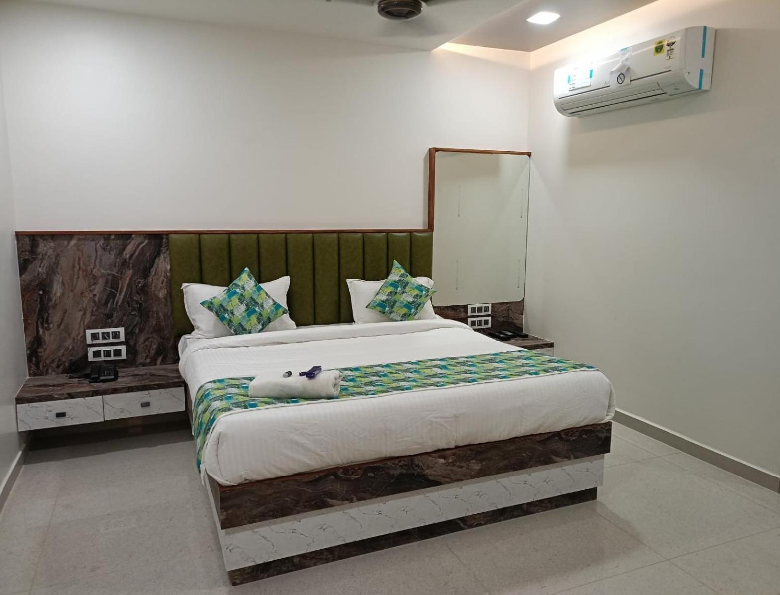Hotel E Classico Bhavnagar Exterior foto